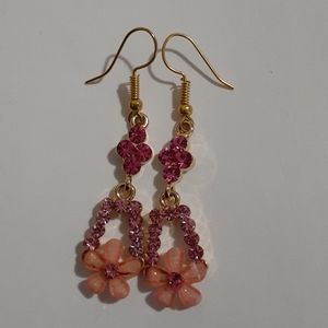 Beautiful Floral design earings